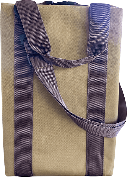 Wine Cooler Bag for 6 Bottles Insulated wine cooler bag with shoulder strap for 6 bottles.